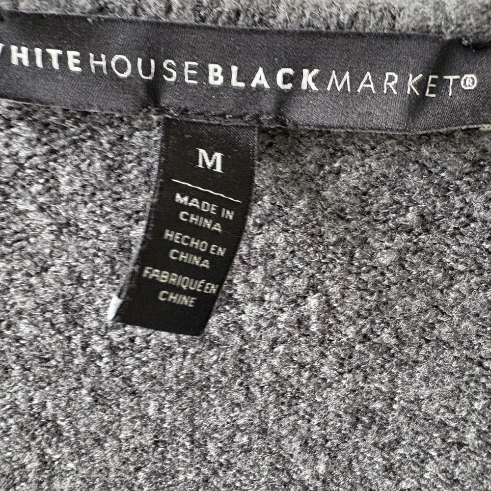 White House Black Market Ruffled Large Collar Sweater Size‎ M Gray Long Sleeve